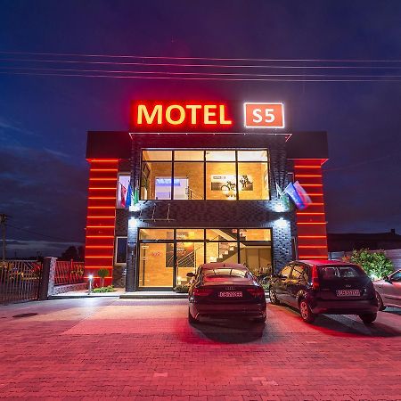 Motel S5 Zbrachlin Buitenkant foto