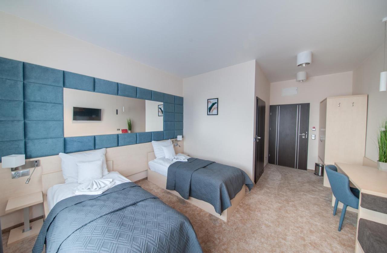 Motel S5 Zbrachlin Buitenkant foto