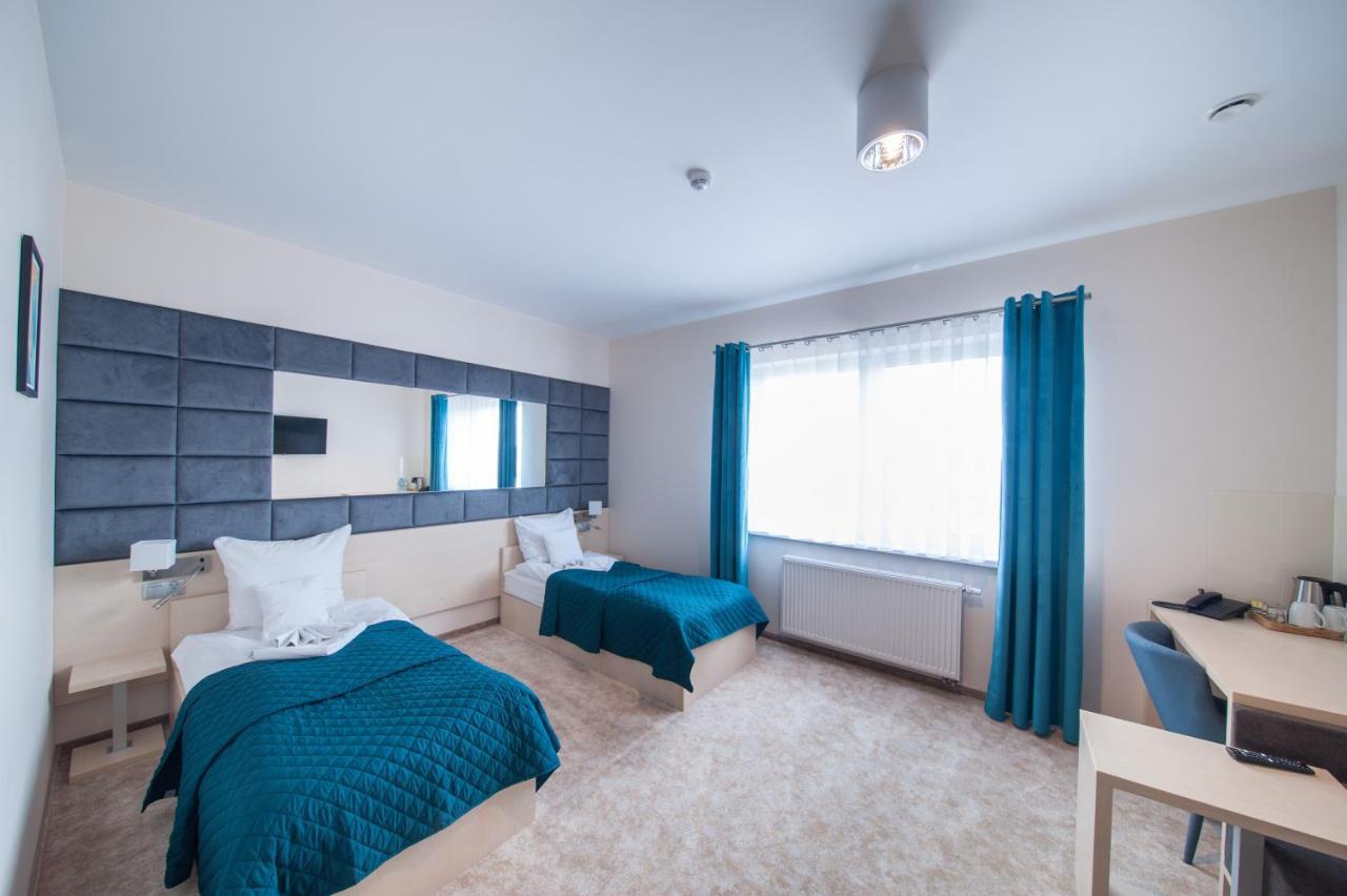 Motel S5 Zbrachlin Buitenkant foto