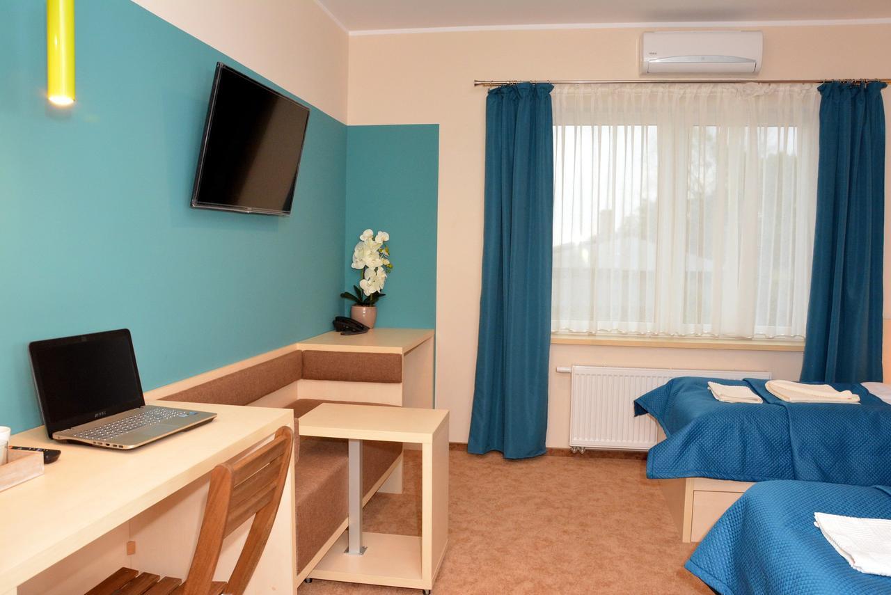Motel S5 Zbrachlin Buitenkant foto