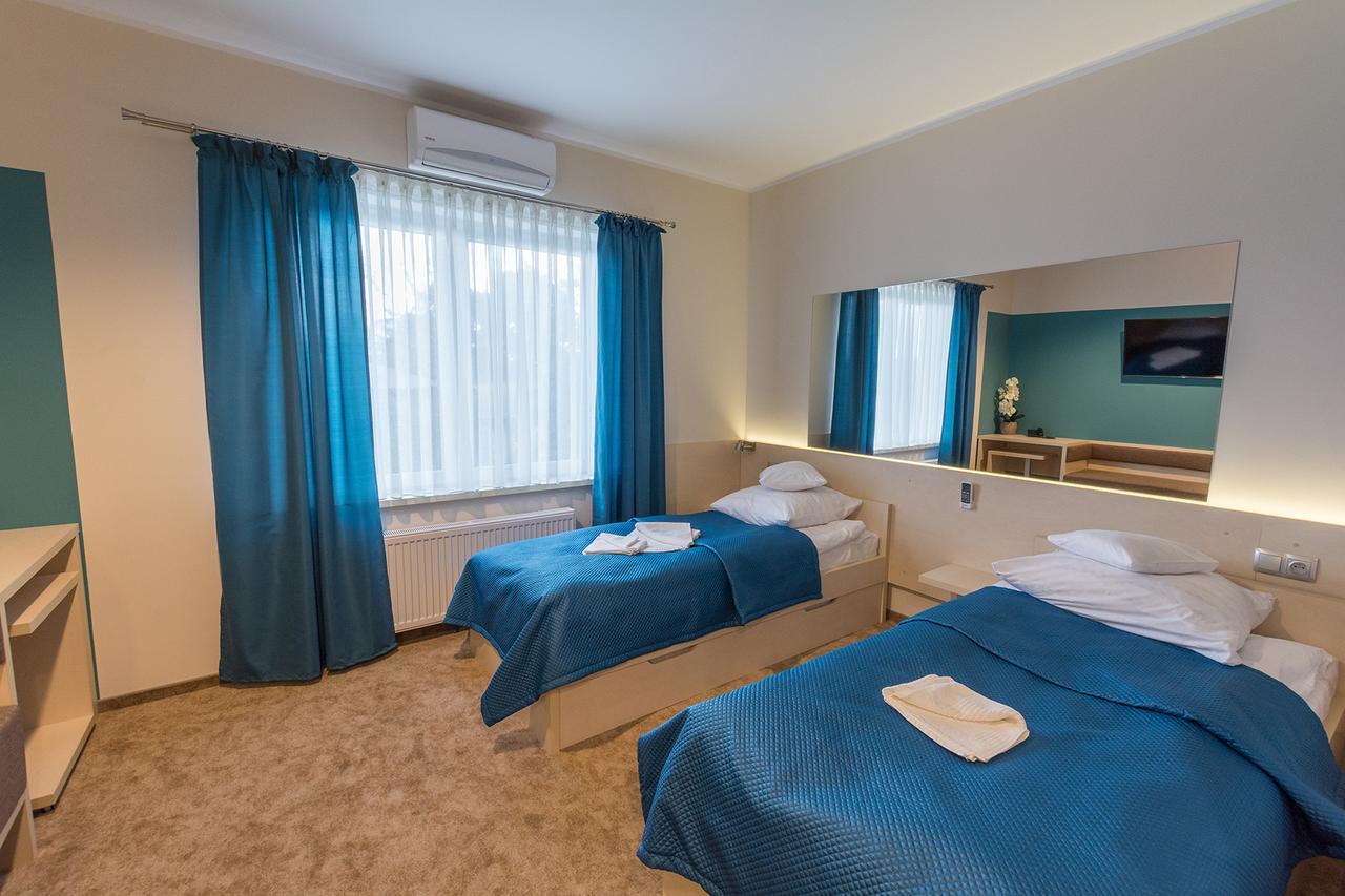 Motel S5 Zbrachlin Buitenkant foto